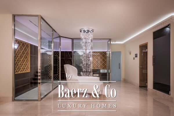 photo 2 Villa - Marbella East - Ref: 7739