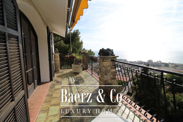 photo 20 Villa for sale 233 m²