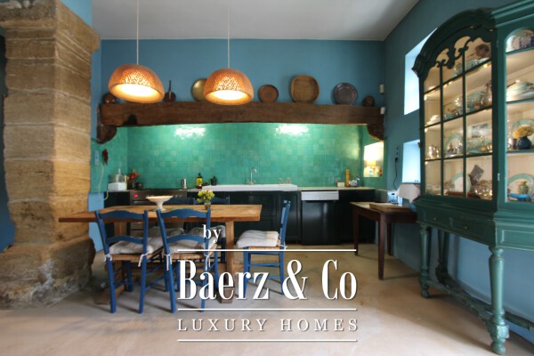 photo 8 Historic manor house overlooking Mont Ventoux