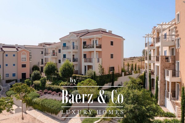 photo 11 New Apartment near sea in High End Resort