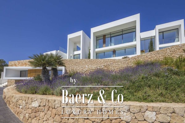 photo 1 Beautiful luxury home in Roca Llisa, Roca Llisa