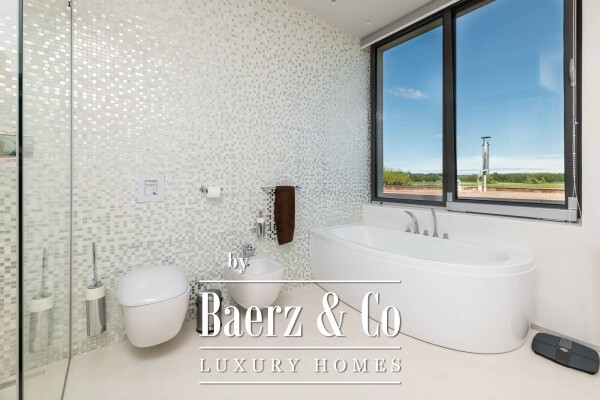 photo 14 Croatia, Istria, Umag: Stunning Villa with pool surrounded by olive groves