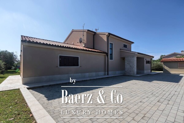 photo 22 Istria, Savičenta, Juršići, modern villa 400 m2 on a large plot of 1986 m2