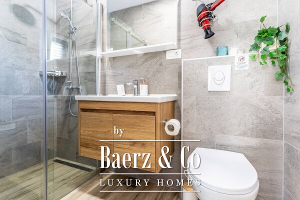 photo 33 Split, Jesenice, Beautiful authentic villa with a sea view