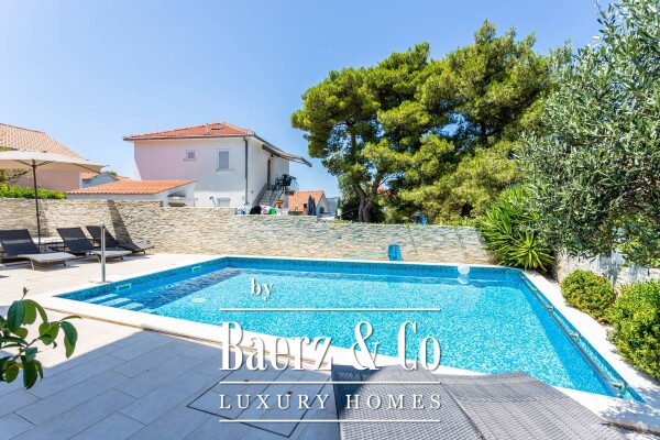 photo 3 Čiovo, Okrug Donji, apartment villa with pool