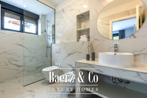 photo 19 Split - Žrnovnica, modern villa with pool and panoramic view