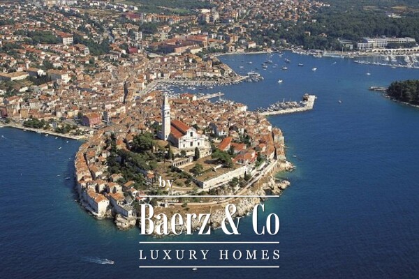 photo 9 Rovinj, impressive stone house on land plot 138.800 m2