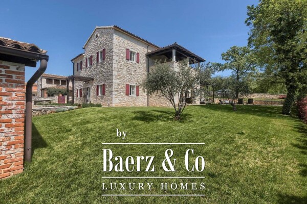 photo 8 Croatia, Istria, Tinjan elegant stone villa with swimming pool, of exceptional quality