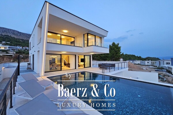 photo 6 Podstrana, a beautiful villa with a panoramic view of the sea