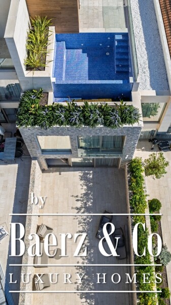 photo 1 House in Tivat with Pool