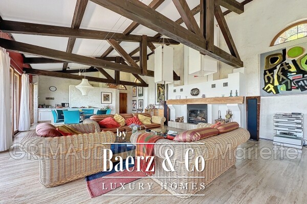 photo 9 Character Property on 2.1 Hectares with Open View and Sea Gl