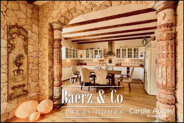 photo 13 Authentic Villa facing the Golf Course