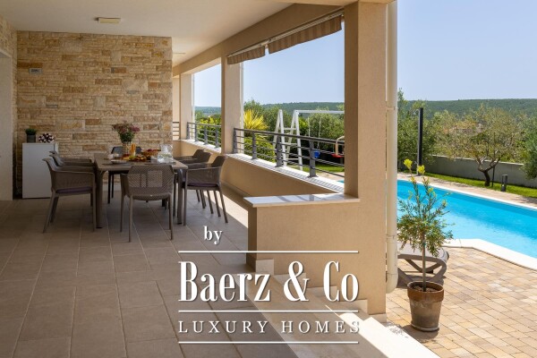 photo 6 Sukošan, Debeljak, beautiful villa with swimming pool in a quiet location