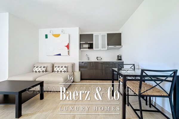 photo 21 Charming Property with Panoramic View of Grimaud Castle – La