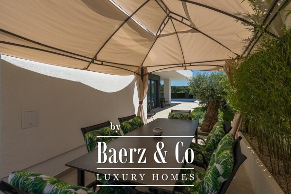 photo 7 Medulin, Istria: Luxury Modern Villa, 200 m² Near Sea and Beaches