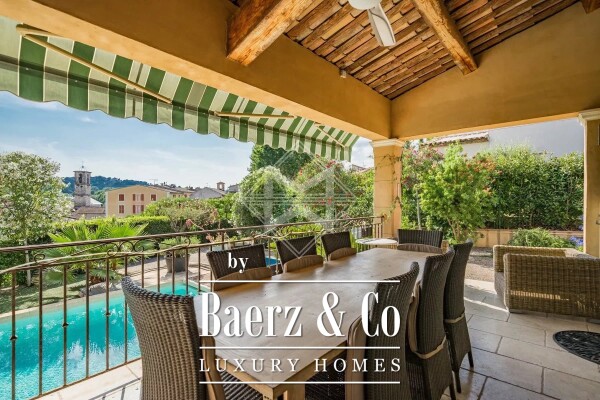 photo 8 Exclusivity in the heart of the village!