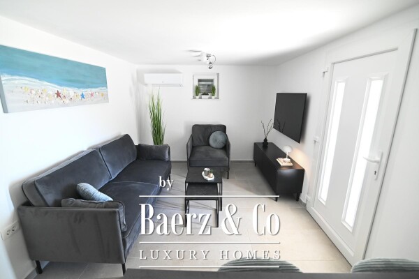 photo 7 Karlobag, Cesarca, beautiful Villa with a pool by the sea NKP 240 m2