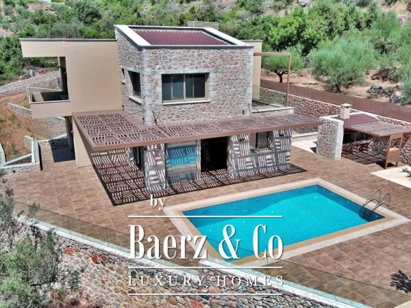 photo 2 (For Sale) Residential Villa || Messinia/Kalamata - 310 Sq.m, 5 Bedrooms, 2.150.000€