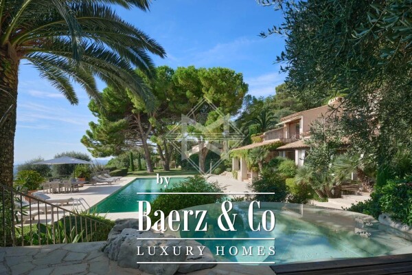 photo 5 Vence - Expansive Estate with Panoramic Sea Views