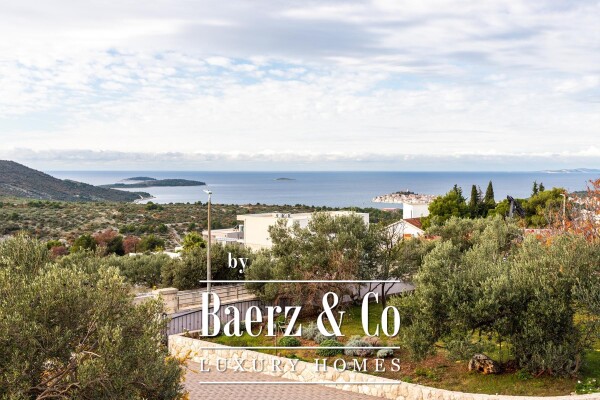 photo 14 Primošten, Beautiful villa with a large swimming pool