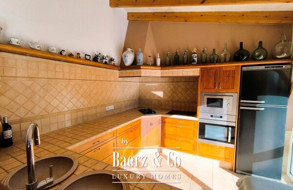 photo 12 MAGNIFICENT LUXURY VILLA, A TRUE HAVEN OF ELEGANCE AND COMFORT LOCATED IN THE COVETED SOUTHERN AREA OF CIUTADELLA DE MENORCA, JUST STEPS AWAY FROM THE SEA.