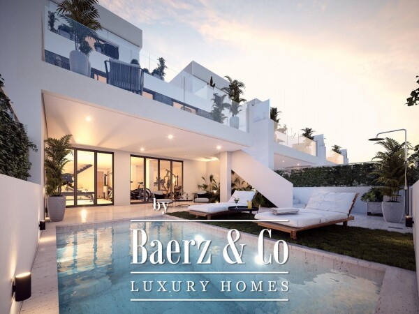 photo 1 Beautiful luxury home in Los Alcázares