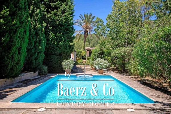 photo 4 Beautiful historic estate in S’Arracó with spectacular gardens