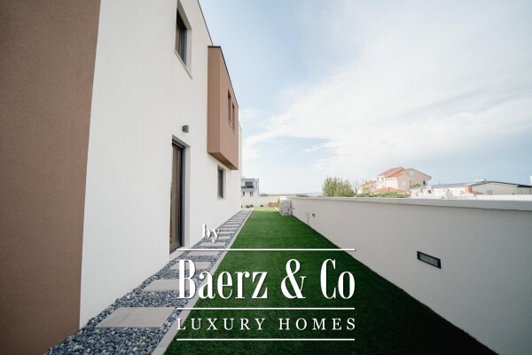 photo 26 Privlaka, Sabunike, modern sunny villa with a beautiful view