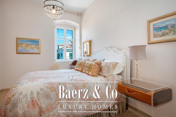 photo 13 Split, luxurious three-bedroom apartment - shared pool and garage