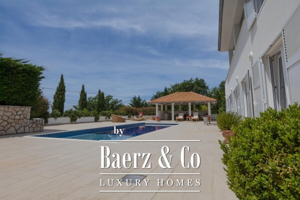 photo 3 Crikvenica, Barci, Luxurious Estate with two Villas, Commercial Space and Swimming Pool