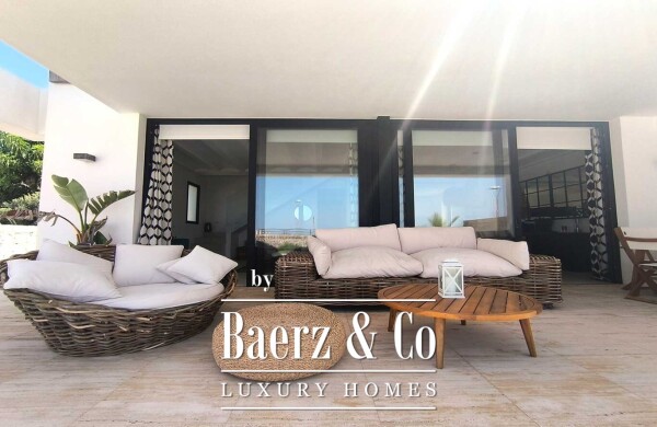 photo 5 EXCLUSIVE LUXURY VILLA ON THE FIRST LINE OF THE SEA IN CIUTADELLA, MENORCA, WITH SWIMMING POOL AND MODERN DESIGN