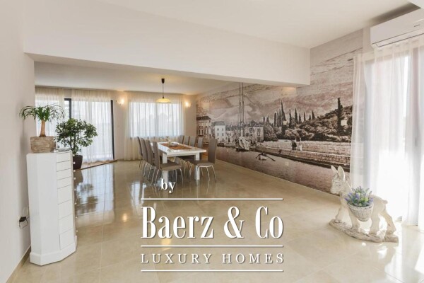 photo 2 Kaštel Lukšić, villa with pool and sea view