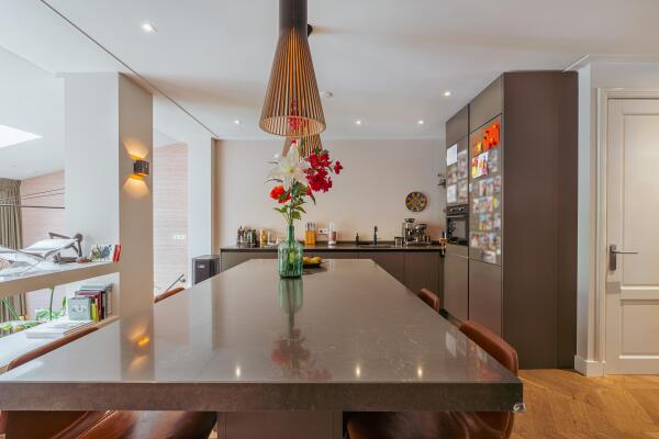 photo 14 Warmondstraat 85 H