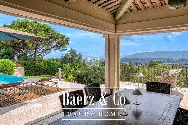 photo 3 Beautiful provencal with a panoramic view