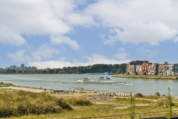 photo 2 Werf van Gips 708