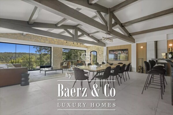 photo 5 Stone and renovated villa located in Valbonne