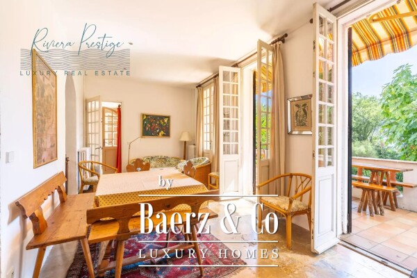 photo 5 Charming villa with renovation potential in an idyllic peaceful setting