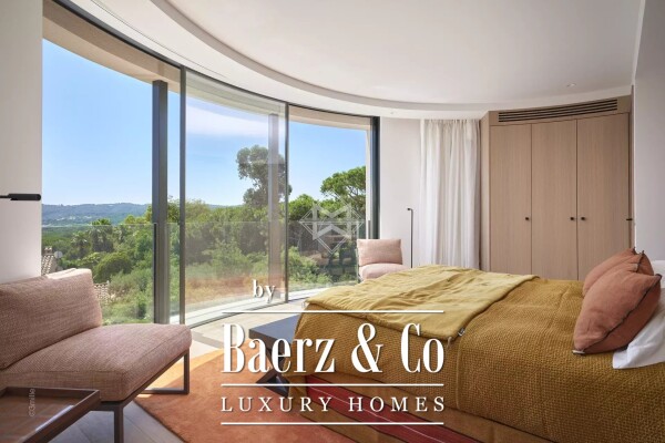 photo 12 Modern villa with sea view, walking distance from Pampelonne beach