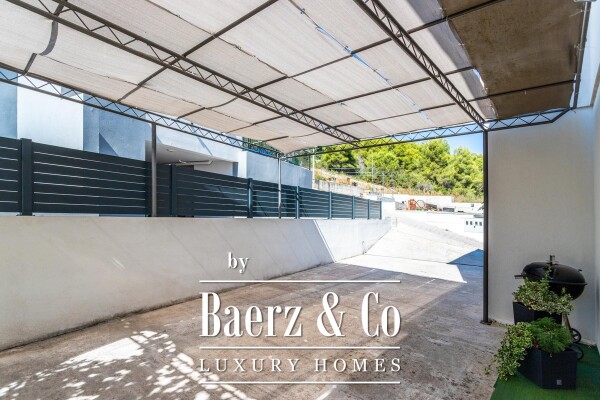 photo 34 Čiovo, Okrug Gornji,  4-apartment house with an outdoor kitchen, third row from the sea