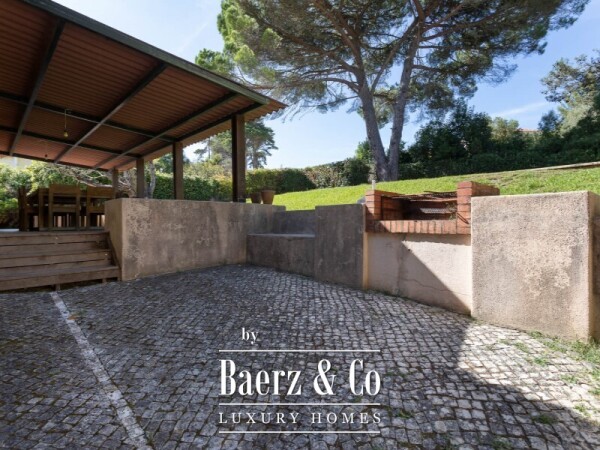 photo 23 8 bedroom villa with garden and swimming pool, in Galamares, Sintra