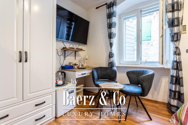 photo 1 Split, Center, four-bedroom apartment suitable for tourist rental