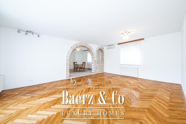 photo 3 Zagreb, Gračani, beautiful three-storey five-bedroom apartment with a garden, 278.66 m2