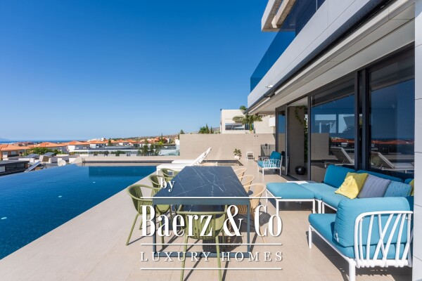 photo 8 Contemporary Villa in El Madroñal Costa Adeje