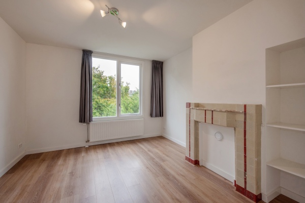 photo 54 Van Dorpstraat 4