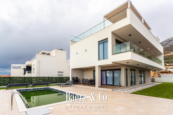 photo 32 Kaštel Sućurac, luxury villa with swimming pool and sea view