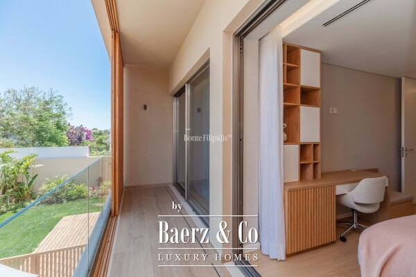 photo 21 Beautiful luxury home in Carcavelos e Parede, Carcavelos