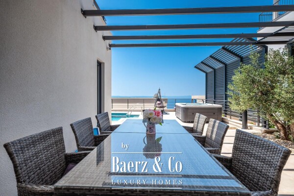 photo 11 Makarska, a beautiful villa with a pool, jacuzzi, and panoramic sea view