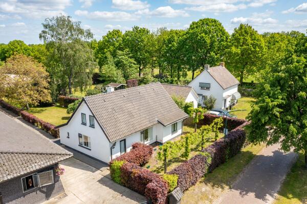 photo 16 Kapelstraat 12 14