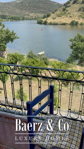 photo 12 Douro Riverfront Almond Estate