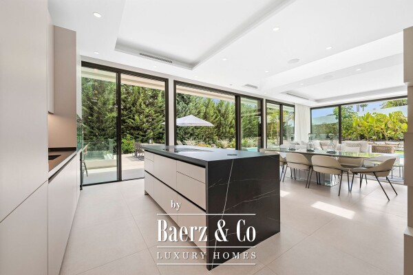 photo 5 Villa - Nueva Andalucia - Marbella - Ref: 8682